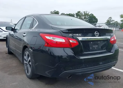 2016 Nissan Altima 2.5 Sr из США, поврежденный, VIN 1N4AL3AP7GC279289